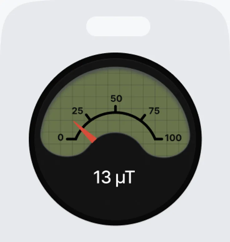 Pupillary Distance app showing a live PD reading in millimeters on an iPhone